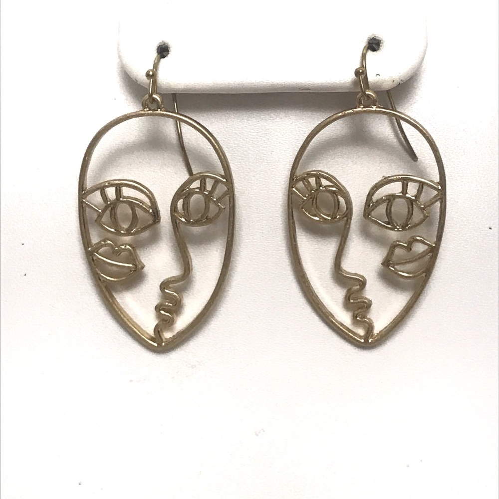 Minimalist Abstract Face Earrings in Gold
